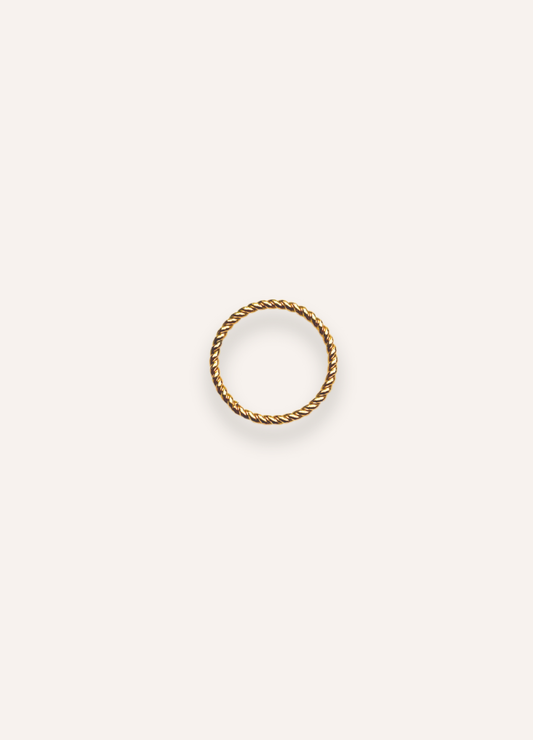 gold twisted ring